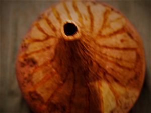 rzeźba ceramiczna kokon figa