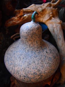 rzeźba ceramiczna kabak